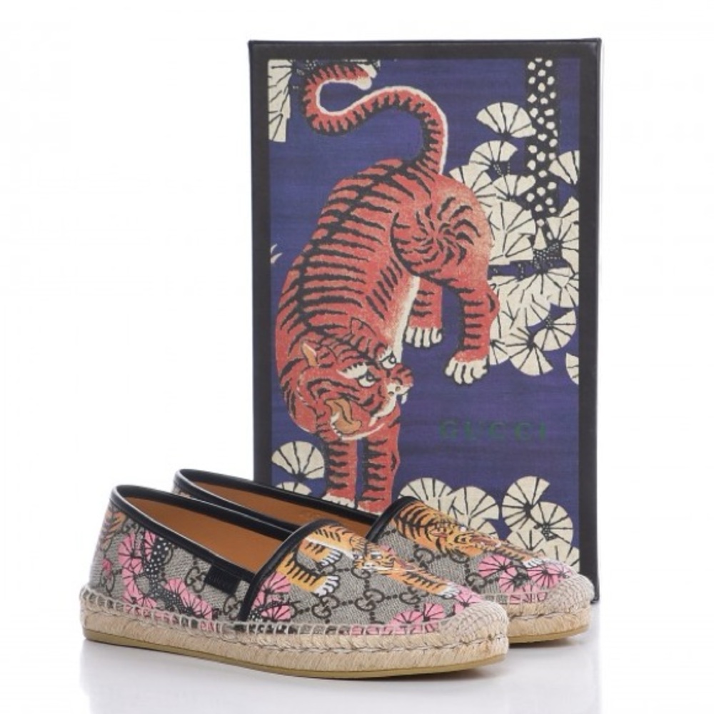 Gucci Women's Black and Pink Patterned Espadrilles